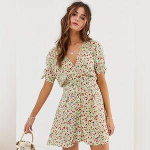 Faithfull The Brand Mariane floral print mini dress